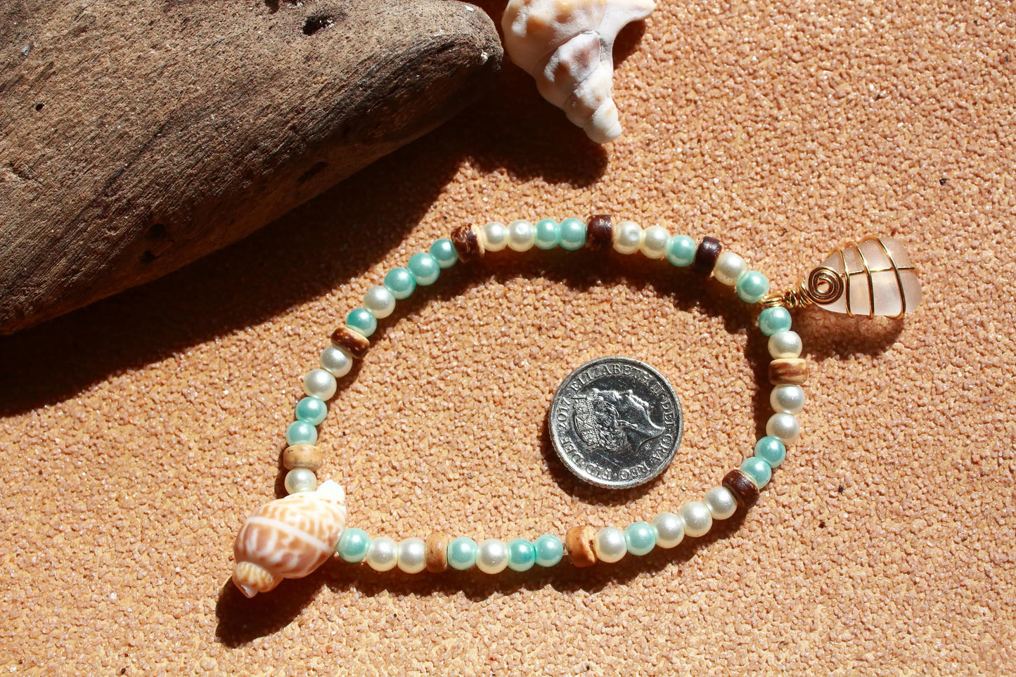 Sea Glass & Shell Gold Stretch Bangle