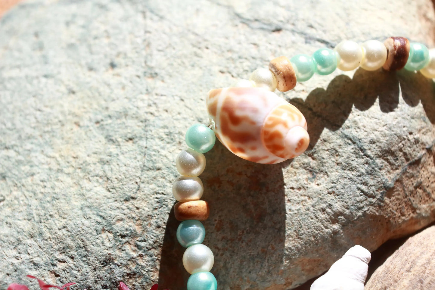 Sea Glass & Shell Gold Stretch Bangle
