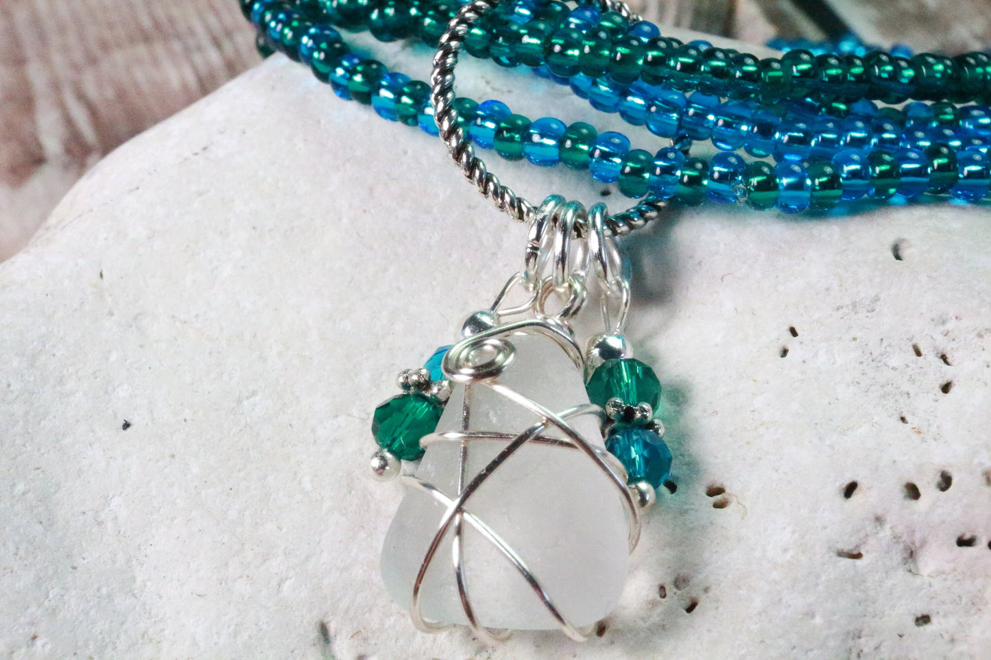 Deep Tropical Ocean Stretch Bracelet
