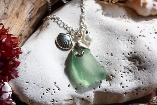 Seafoam Silver Shell Pearl Pendant